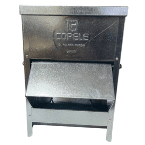 Mangeoire / trémie extérieure avec visière